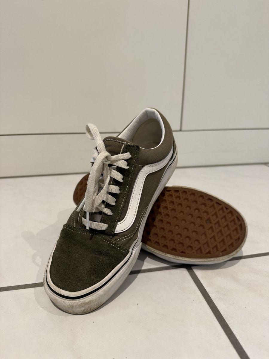 Vans Damenschuhe: Vans Old Skool Sneaker Khaki Gr. 38 – Gebraucht aus Oberentfelden von _nadinegerber_