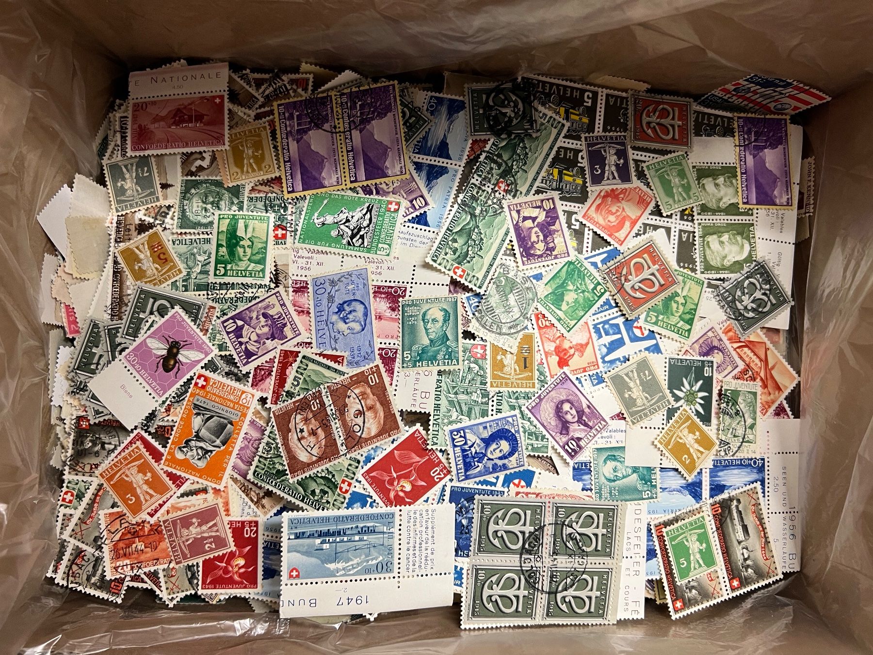 Tutti i francobolli: Briefmarken CH + ganze Welt. Ca.1kg. – Usato da Münchenbuchsee venduto da dani1113 5