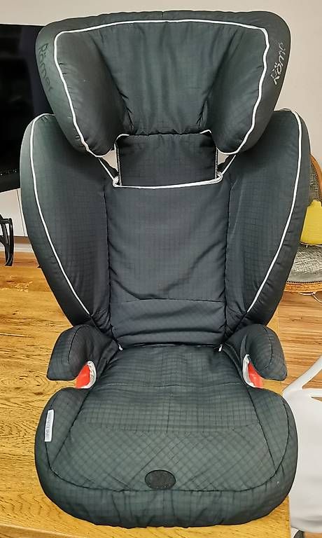 Britax Römer Sièges auto: Seggiolino auto Römer – D'occasion à Golino par emi_6l62