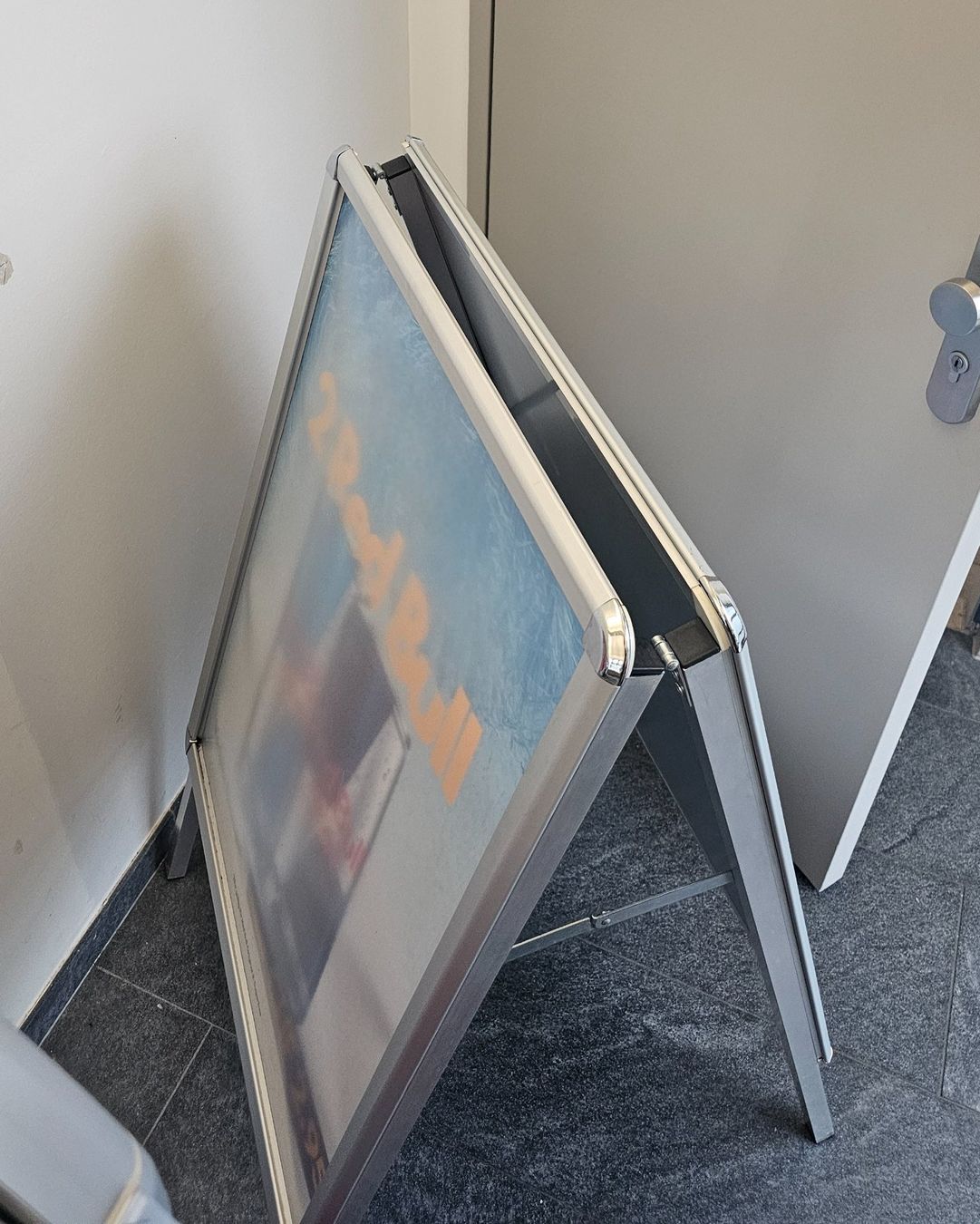 Allestimento di negozi e stand fieristici: Klappwerbeständer / Kundenstopper – Nuovo (secondo la descrizione) da Dottikon venduto da kuli21 1