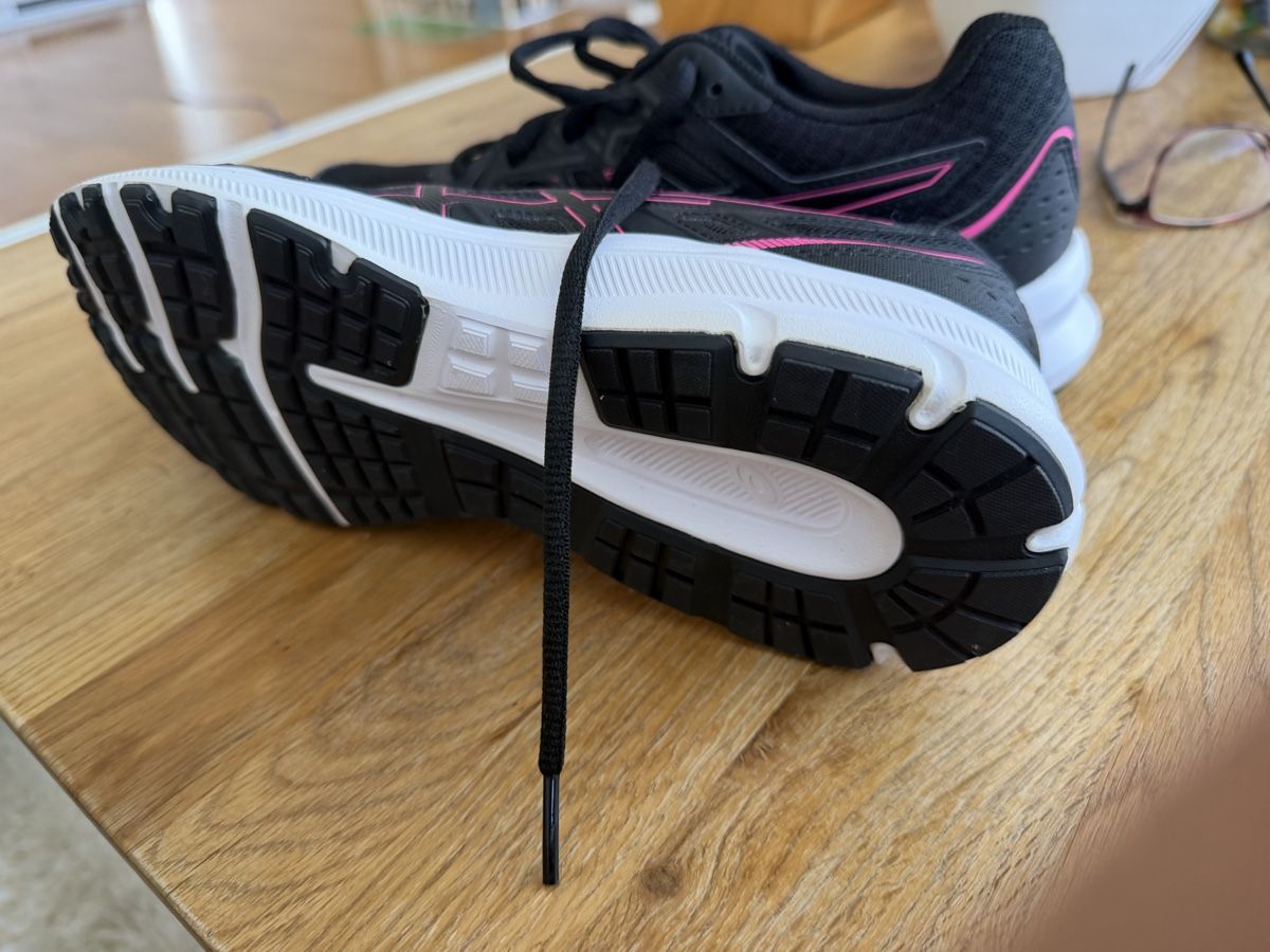 Asics Scarpe da donna: Asics Womens Running Sneakers gr 40 – Nuovo (secondo la descrizione) da St.Gallen venduto da bubo2008 3