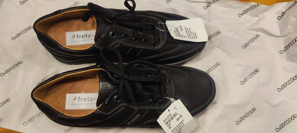 Scarpe da uomo: Fretz Business Schuhe robust, Leder+Goretex, Gr 42 – Usato da Biel/Bienne venduto da Oli130 4