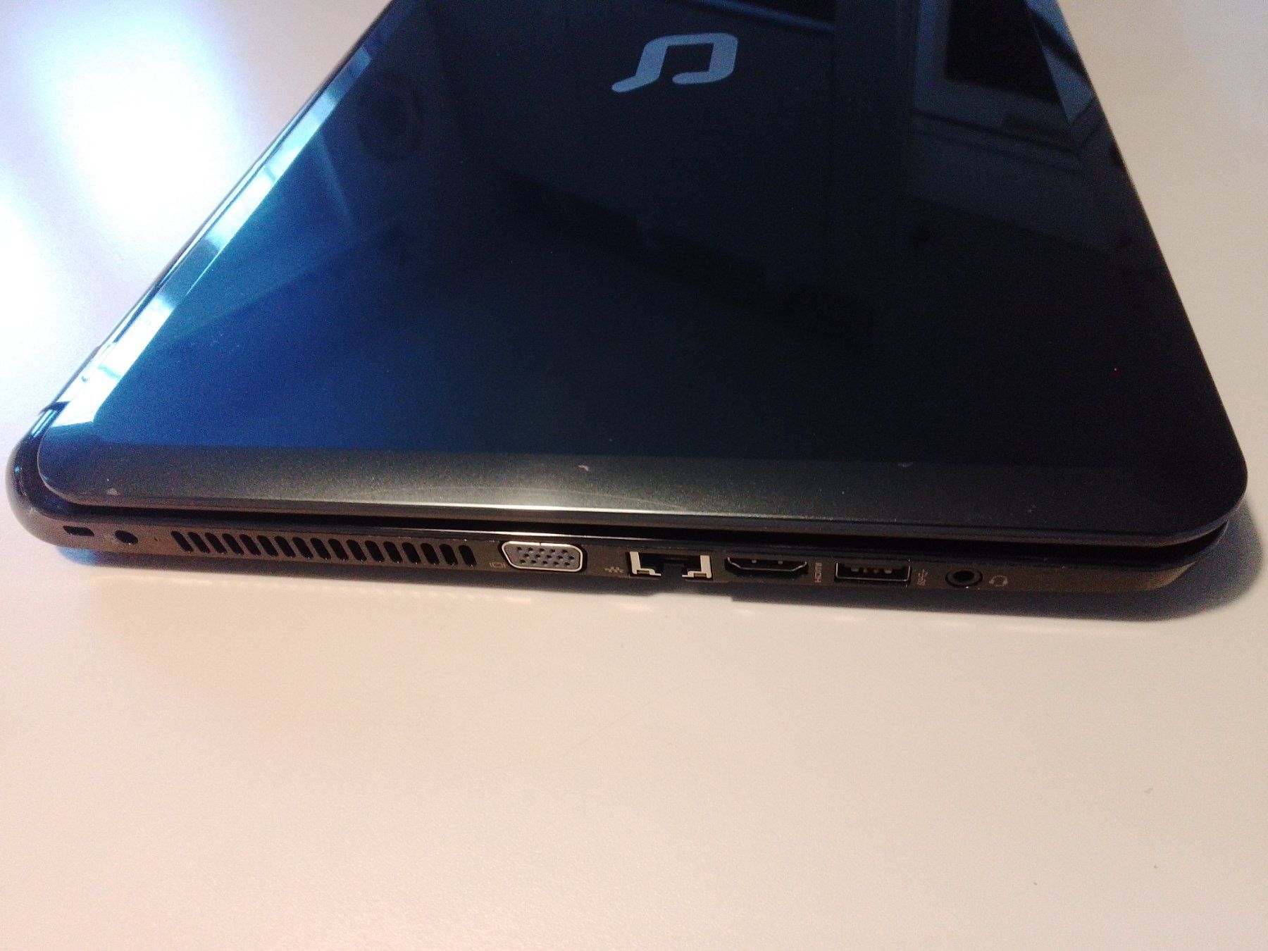 Compaq Notebook: HP Compaq 15-a007sz Notebook-PC – Usato da Oberembrach venduto da Doublescale 2
