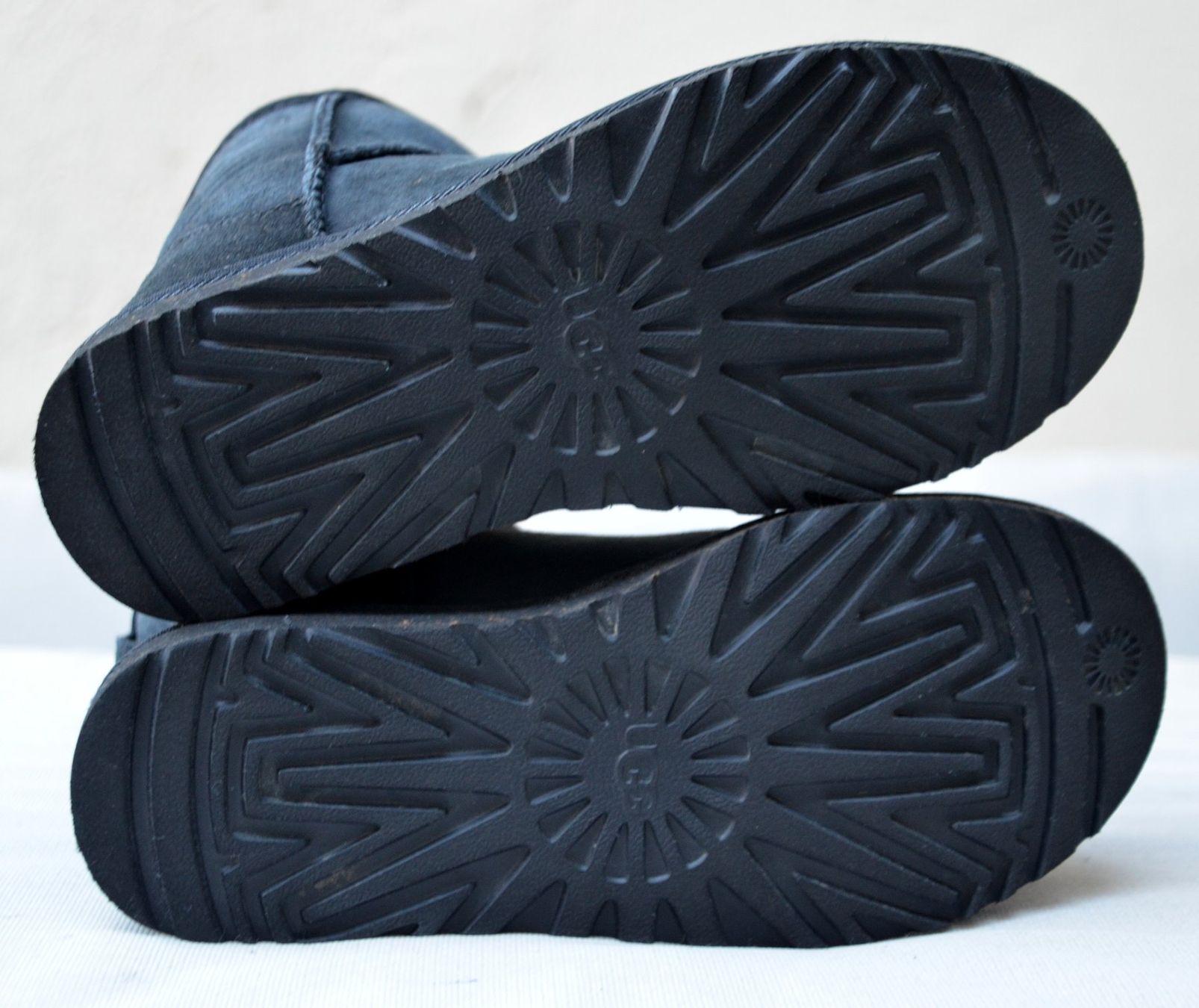 Ugg Scarpe da donna: UGG Classic Mini II .38 – Usato da Collonges venduto da arashee 5