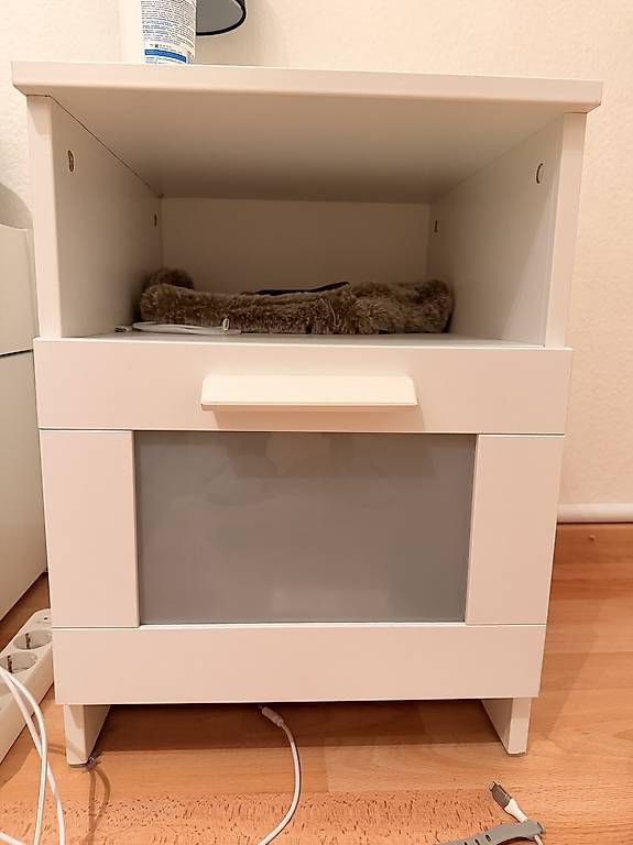 Comodini: Nachttische (2) – Usato da Kriens venduto da MarkoCirkovic