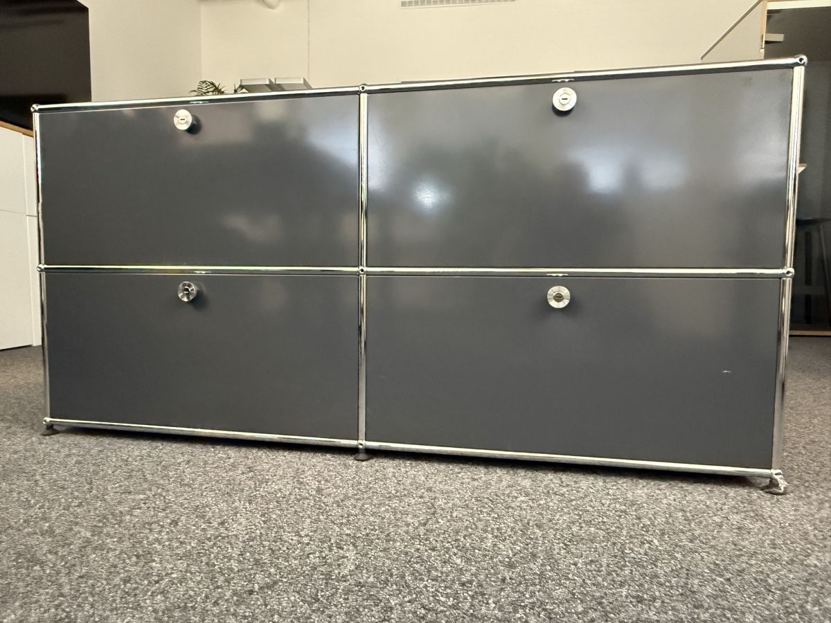USM Cassettiere: USM Haller Sideboard – Usato da Wettingen venduto da Bounty 3