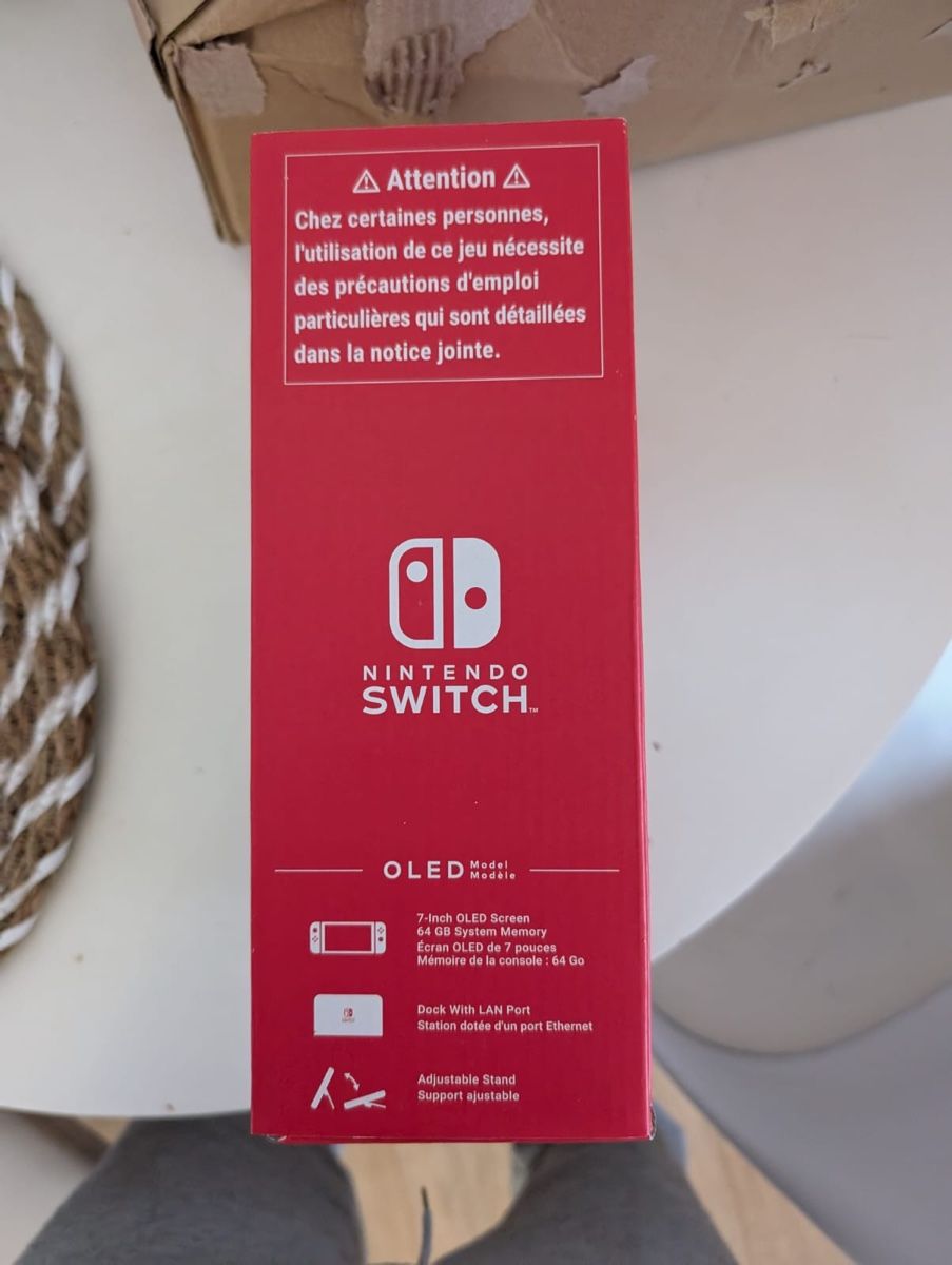 Nintendo Console: Lot 2 Console Nintendo Switch OLED  – Nuovo e nell'imballaggio originale da Delémont venduto da m7z_rfl6 5
