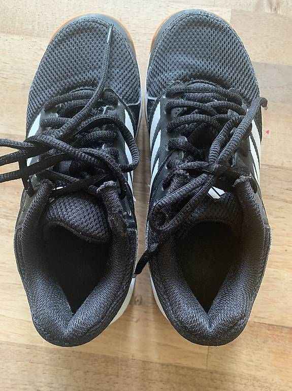 Adidas Scarpe per ragazzi: Hallenturnschuhe adidas GR.34 – Usato da Amriswil venduto da Vierbeiner01 3