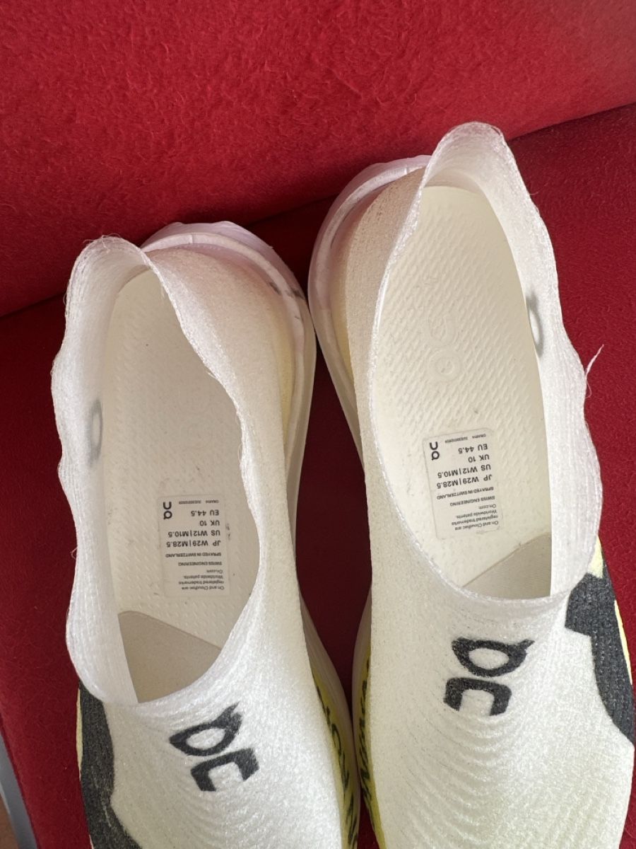 On Scarpe da uomo: On schuhe – Usato da Bülach venduto da Amil1 2