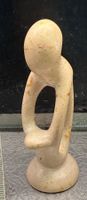 Kleine Marmor  - Skulptur    /   ca. 11 cm hoch
