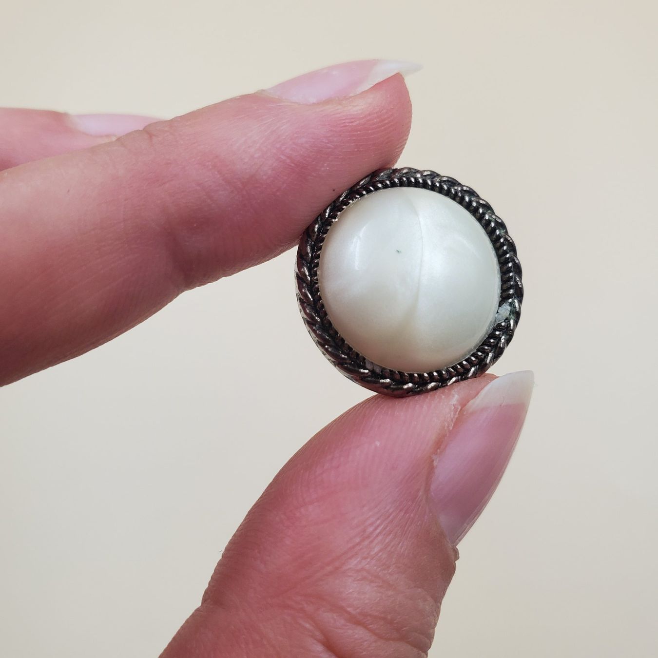Bottoni: 4 couvre boutons vintage – Usato da Rennaz venduto da La_malle_du_dauphin 1