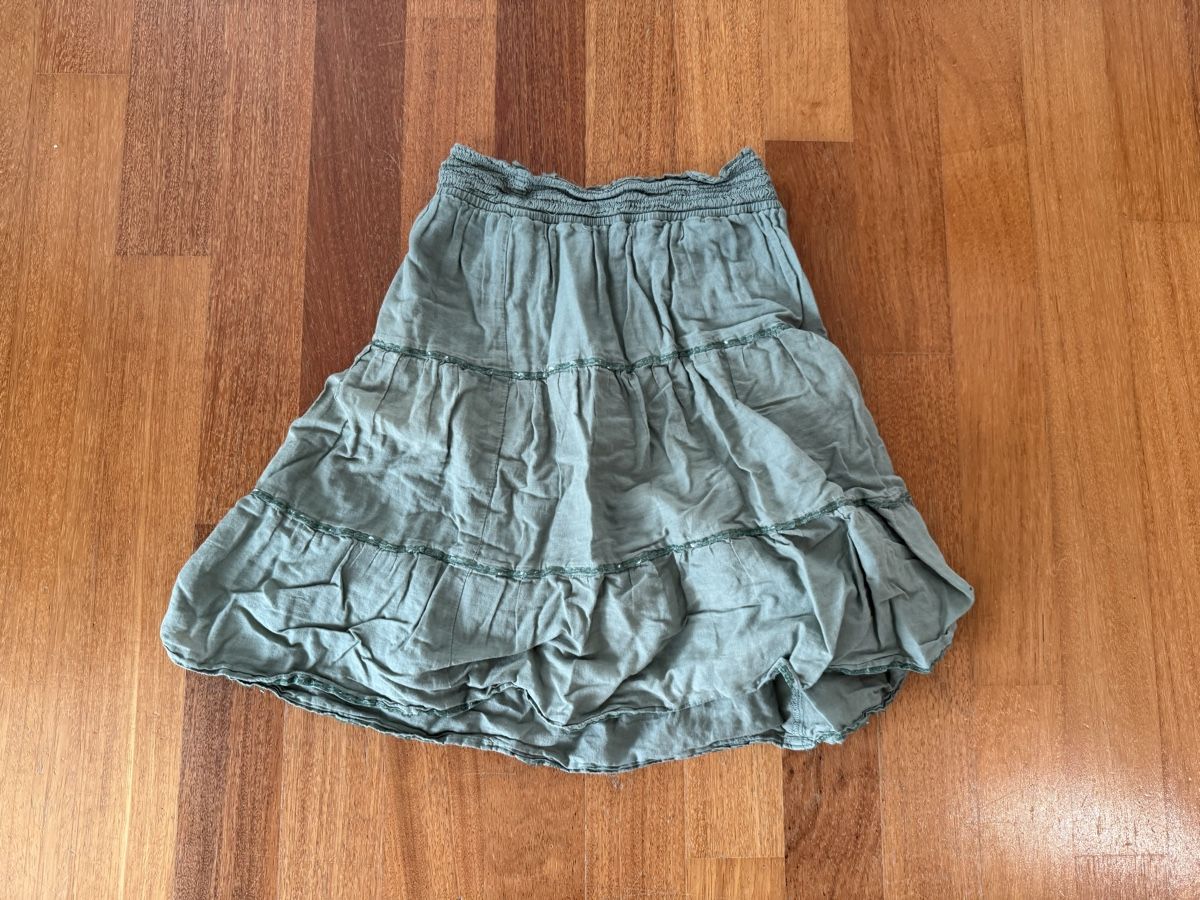Lotti & Set di vestiti: Mädchen Kleiderset Gr. 134-140 – Usato da Gossau ZH venduto da zh-oberland 1