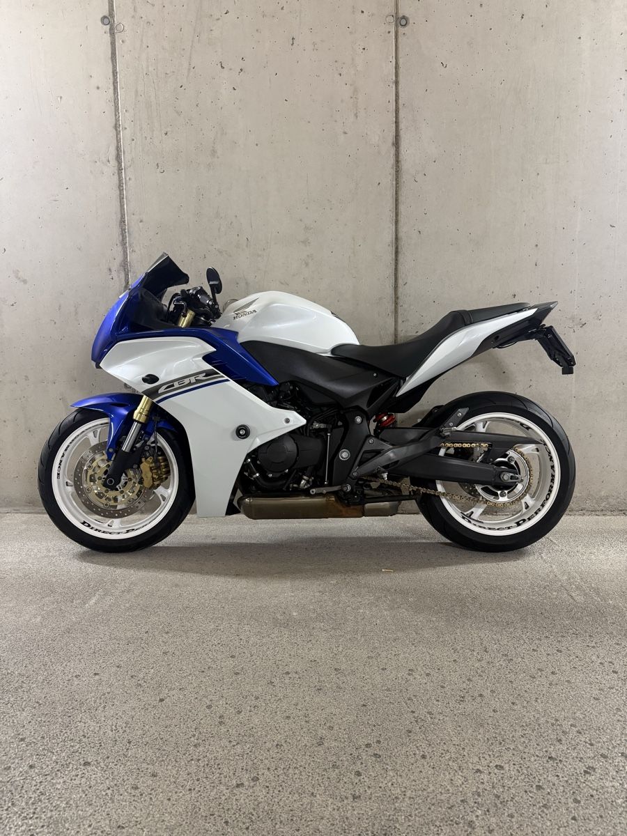 Honda Route: Honda CBR 600 – D'occasion à Villnachern par cedri22222