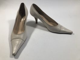 Echtleder Pumps Creme von John Grey Gr. 40