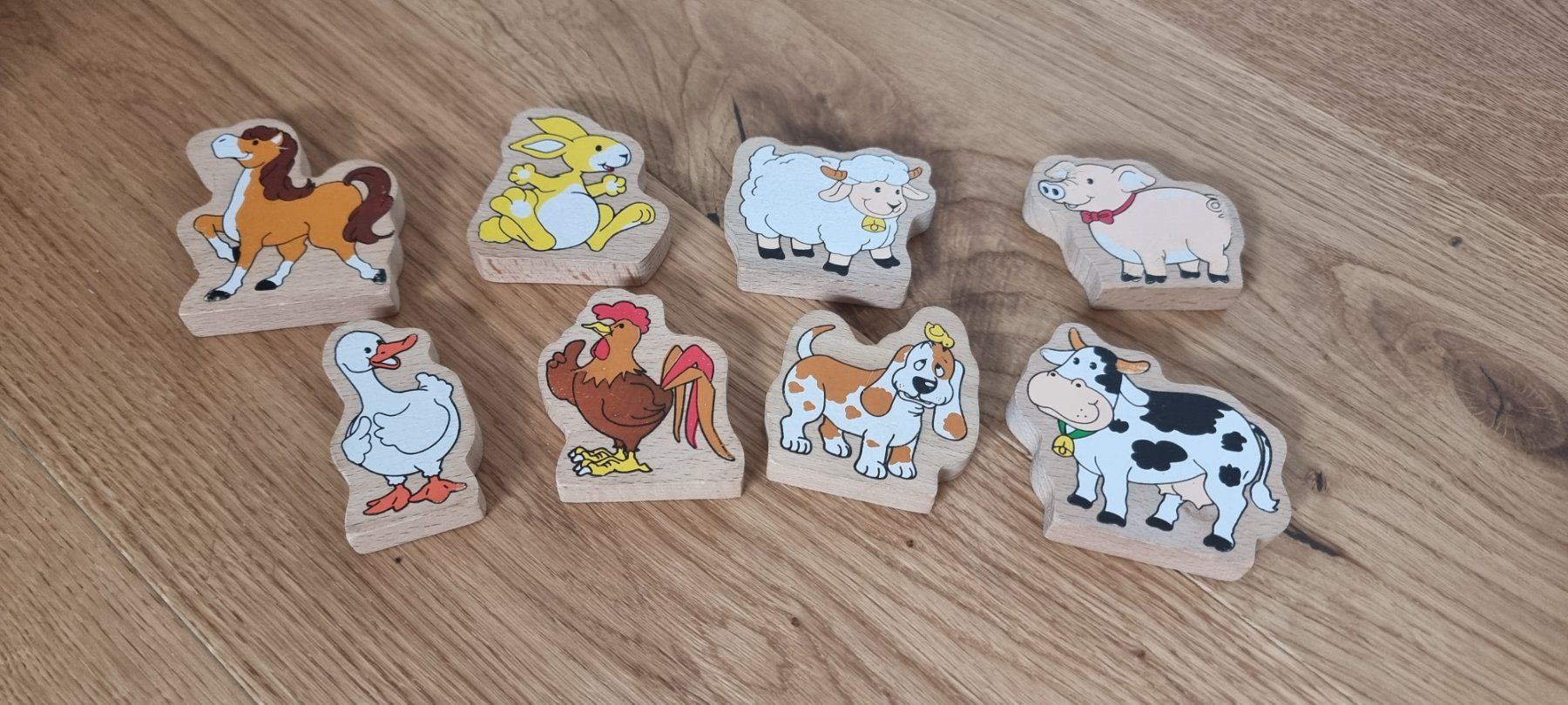 Giocattoli: 8er-Set: Bauernhoftiere aus Holz – Usato da Lachen SZ venduto da allesweg78
