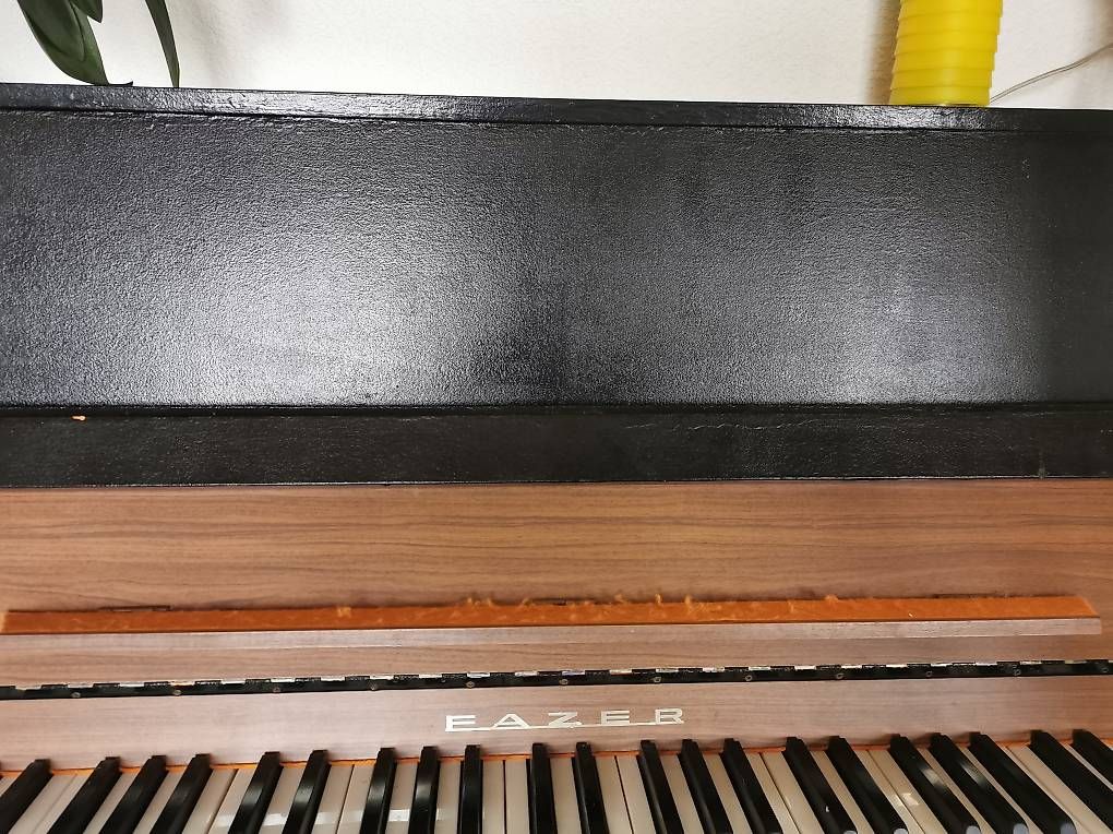 Musikinstrumente: piano droit Fazer – Gebraucht aus Genève von sar_7gdj