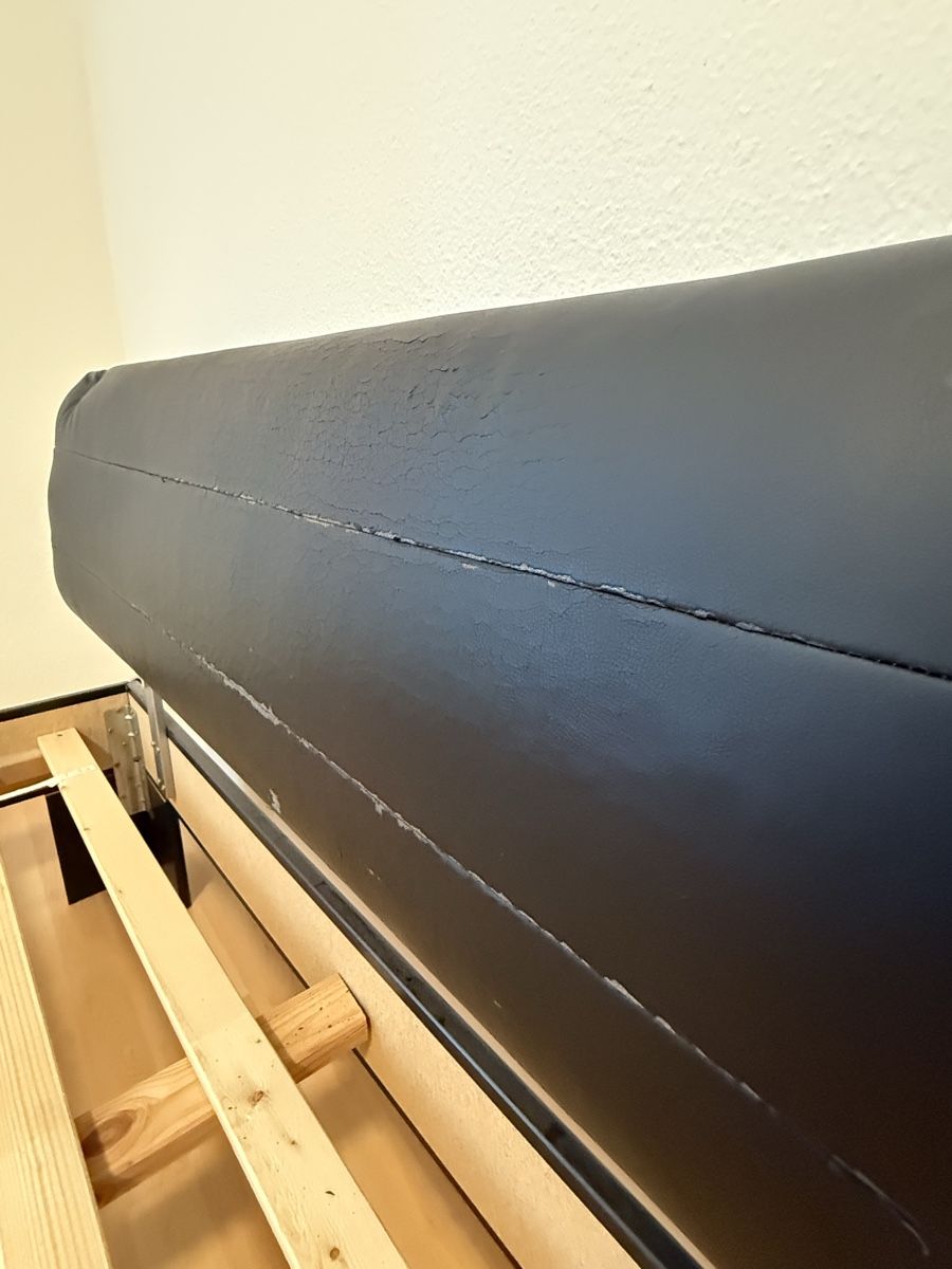 Betten: Gebrauchtes Bettgestell 200cm x 140cm – Gebraucht aus St. Gallen von klu_5mkg 4