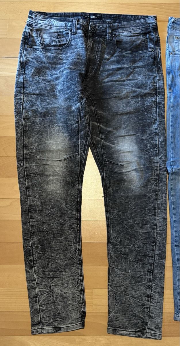 Pantaloni: 5 Hosen Grösse 33 – Usato da Bonstetten venduto da swiss_diver 1