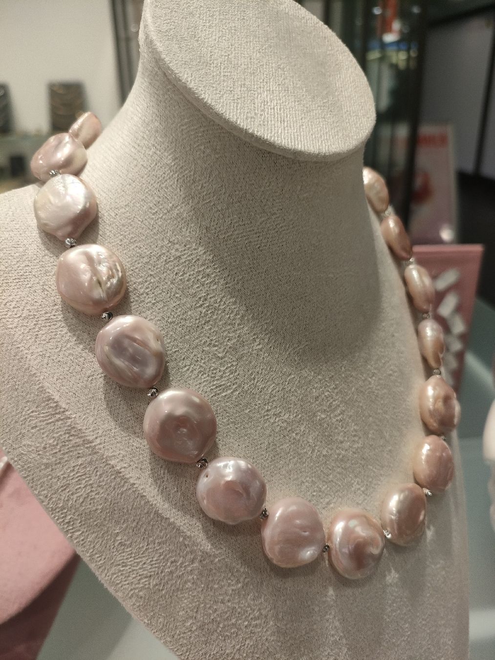Catenine: Süsswasserperlen Kette Rosa  – Nuovo e nell'imballaggio originale da Bern venduto da Lidia.5 3