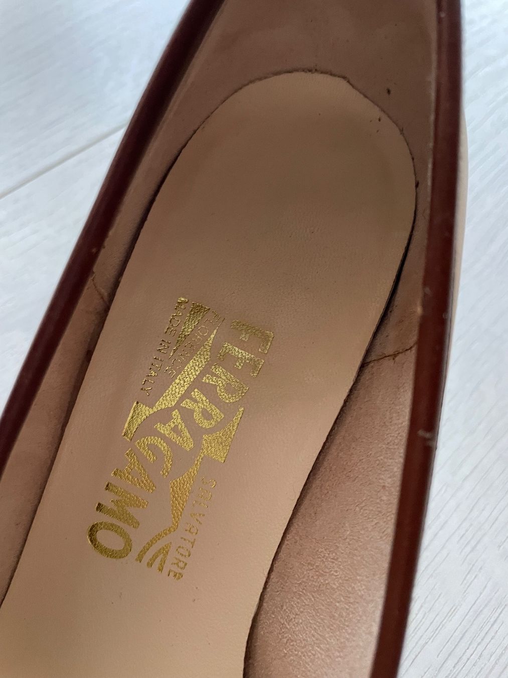 Salvatore Ferragamo Damenschuhe: Salvatore Ferragamo pumps (36) – Gebraucht aus Basel von mar_fp5q 2