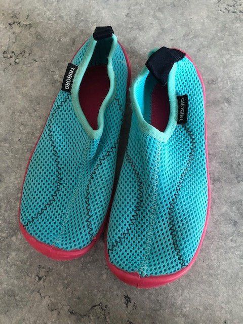 Decathlon Scarpe da uomo: Espadrilles de plage ou rivière 28 – Usato da Aigle venduto da Tchamille 1