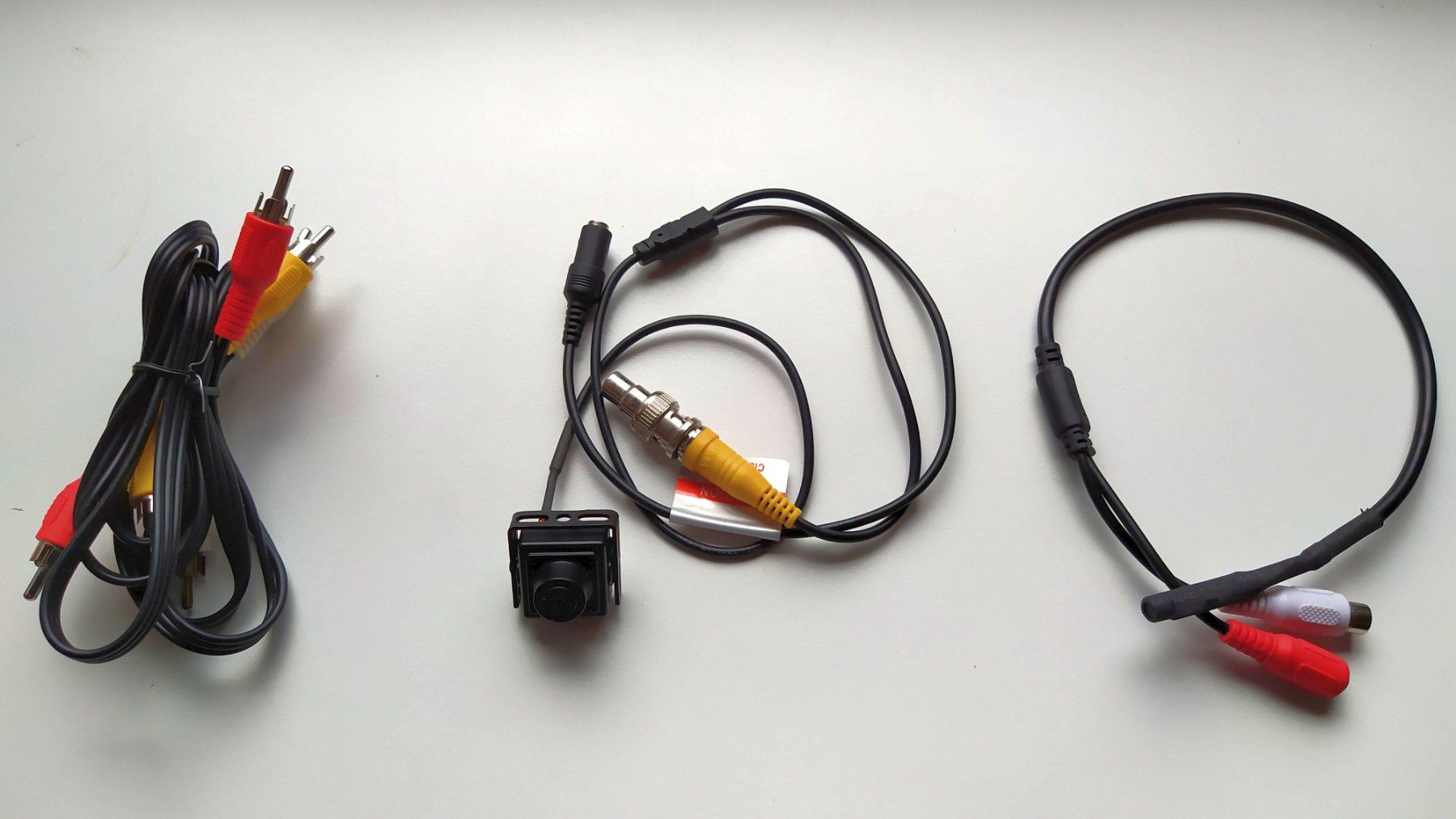 Sony Videocamere: Sony pinhole security camera + microphone + power supply – Usato da Zürich venduto da mdjilas 1