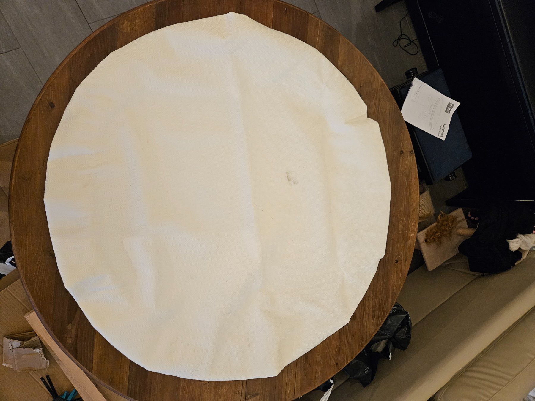 Autre linge de table: Sous-nappe molletonnée 120 cm – D'occasion à Villaz-St-Pierre par 2qu_7dg8 1