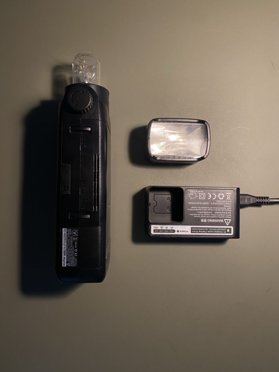 Godox Blitze: Godox Witstro AD200 flash with two heads – Neu (gemäss Beschreibung) aus Zürich von Kilian_S. 2