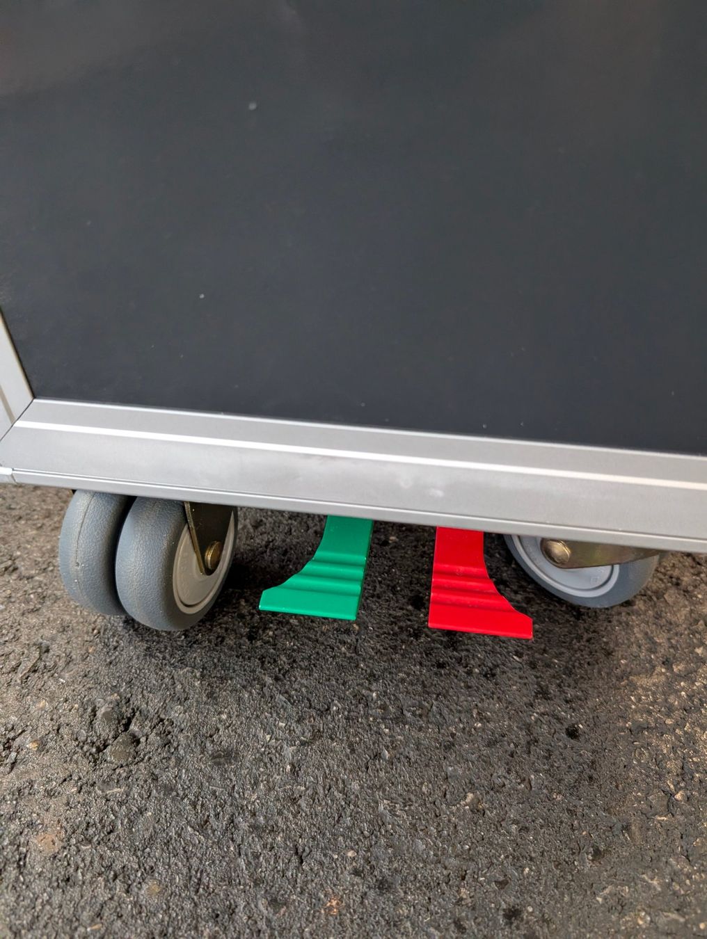 Altro in Aeronautica: Design Flugzeugtrolley Bartrolley Anthrazit/Silber – NEU – Nuovo (secondo la descrizione) da Grabs venduto da Moebelsparadies 5