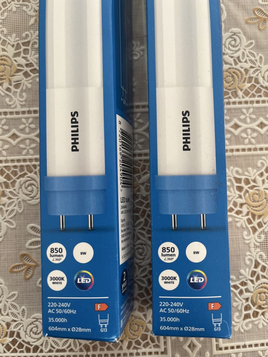 Philips Lampen: LED Röhre Philips 8W 604mm 3000k – Neu und originalverpackt aus Dotzigen von Fighter2 1
