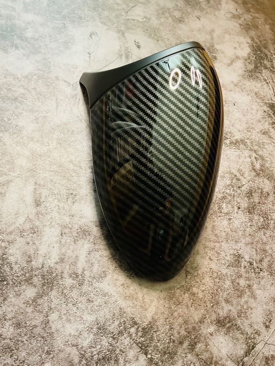 BMW Tutti pezzi di ricambio auto: BMW Spiegelkappen E81 E82 E87 E88 M Carbon Look 1 Serie Neu – Nuovo e nell'imballaggio originale da Balsthal venduto da D.K.Autoteile1 8