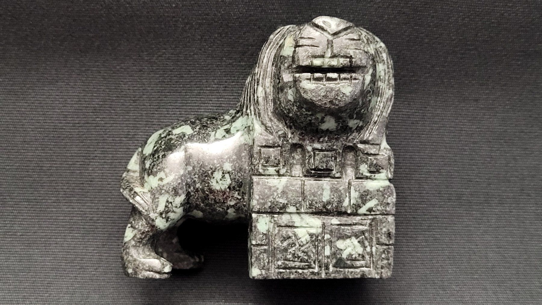 Figuren: Wächter-Löwe aus Stein – Gebraucht aus Basel von spinne02