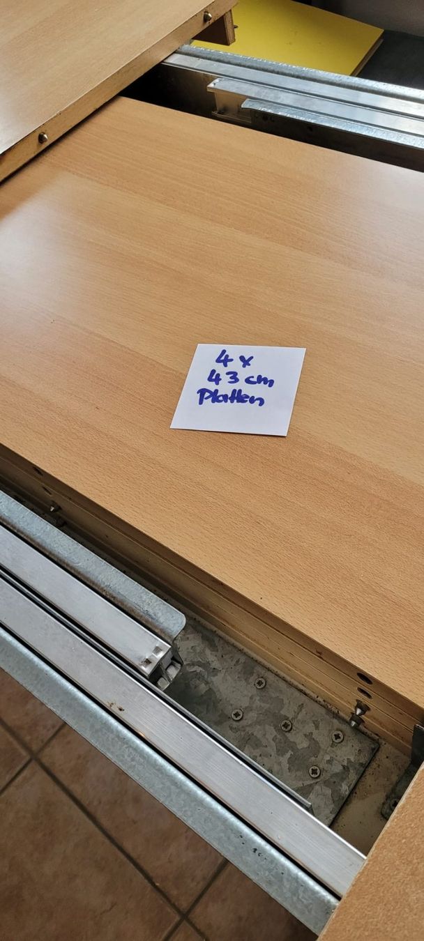 Tavoli: Ausziehtisch – Usato da Rüti ZH venduto da rue_wkf6 3