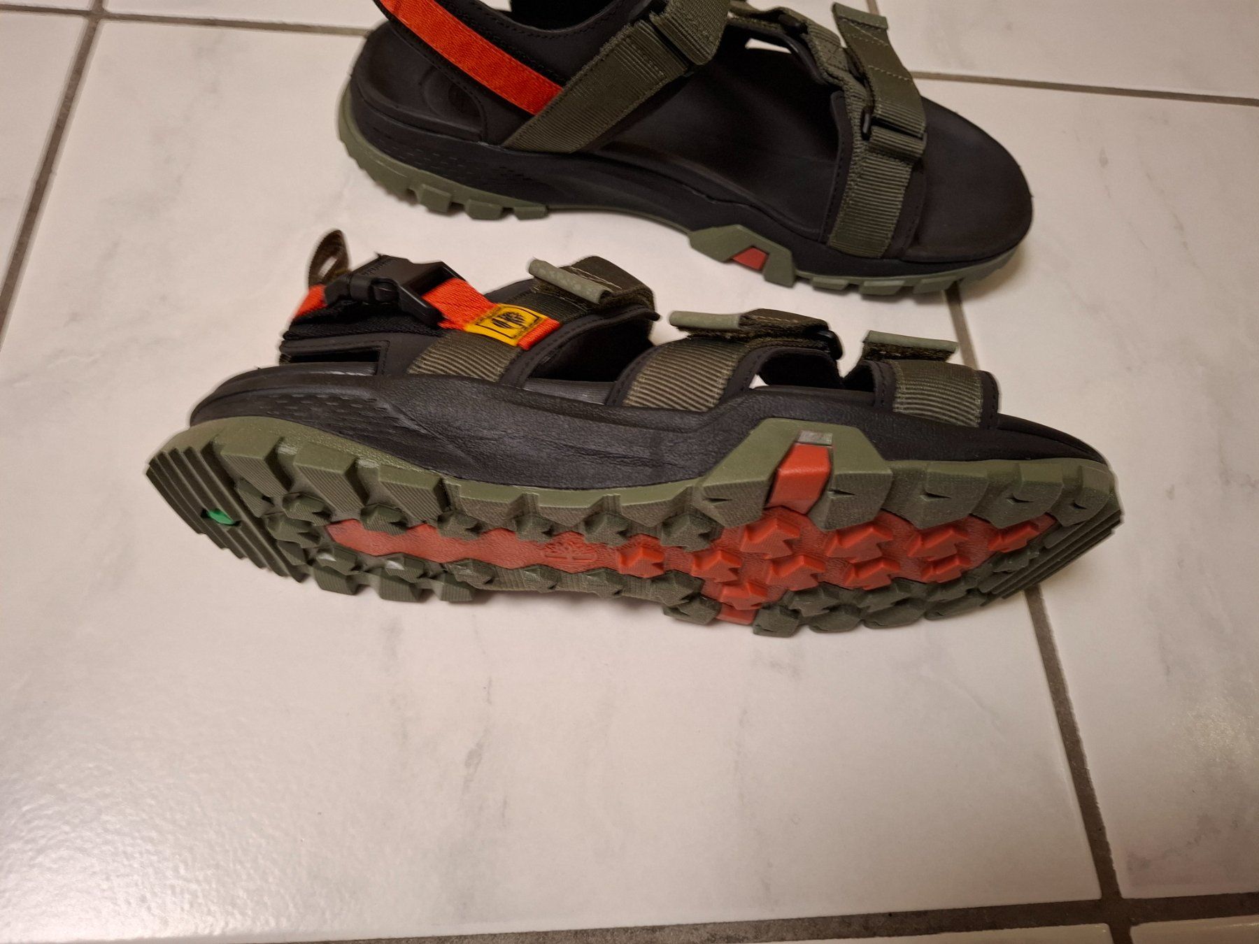 Timberland Herrenschuhe: Sandale NEUVE Timberland taille 45 – Neu und originalverpackt aus Le Crêt-près-Semsales von roudoudou26 3