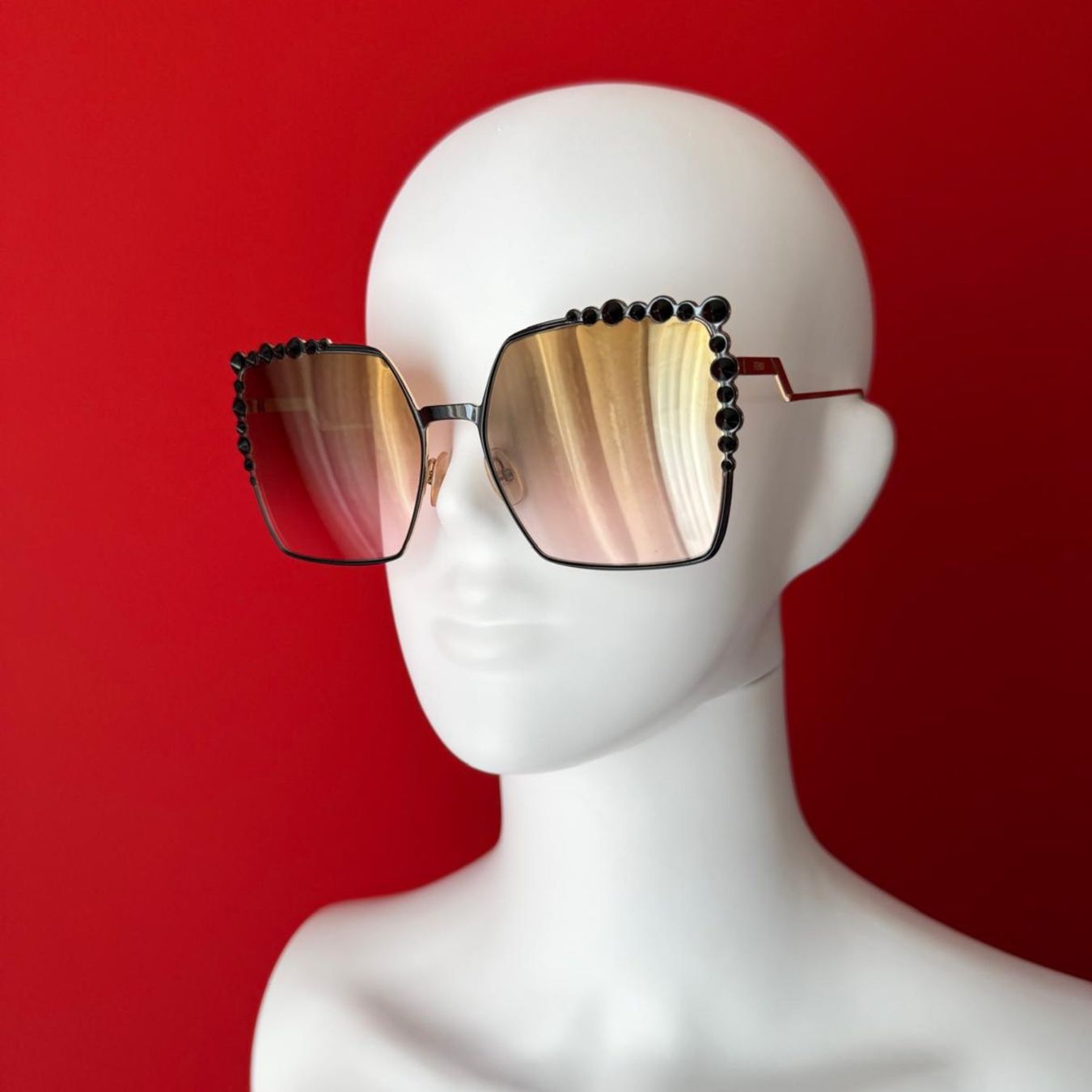 Fendi Occhiali & Lenti: Fendi, Blumenrand, neuwertig, oversized – Usato da Oberarth venduto da SSS.