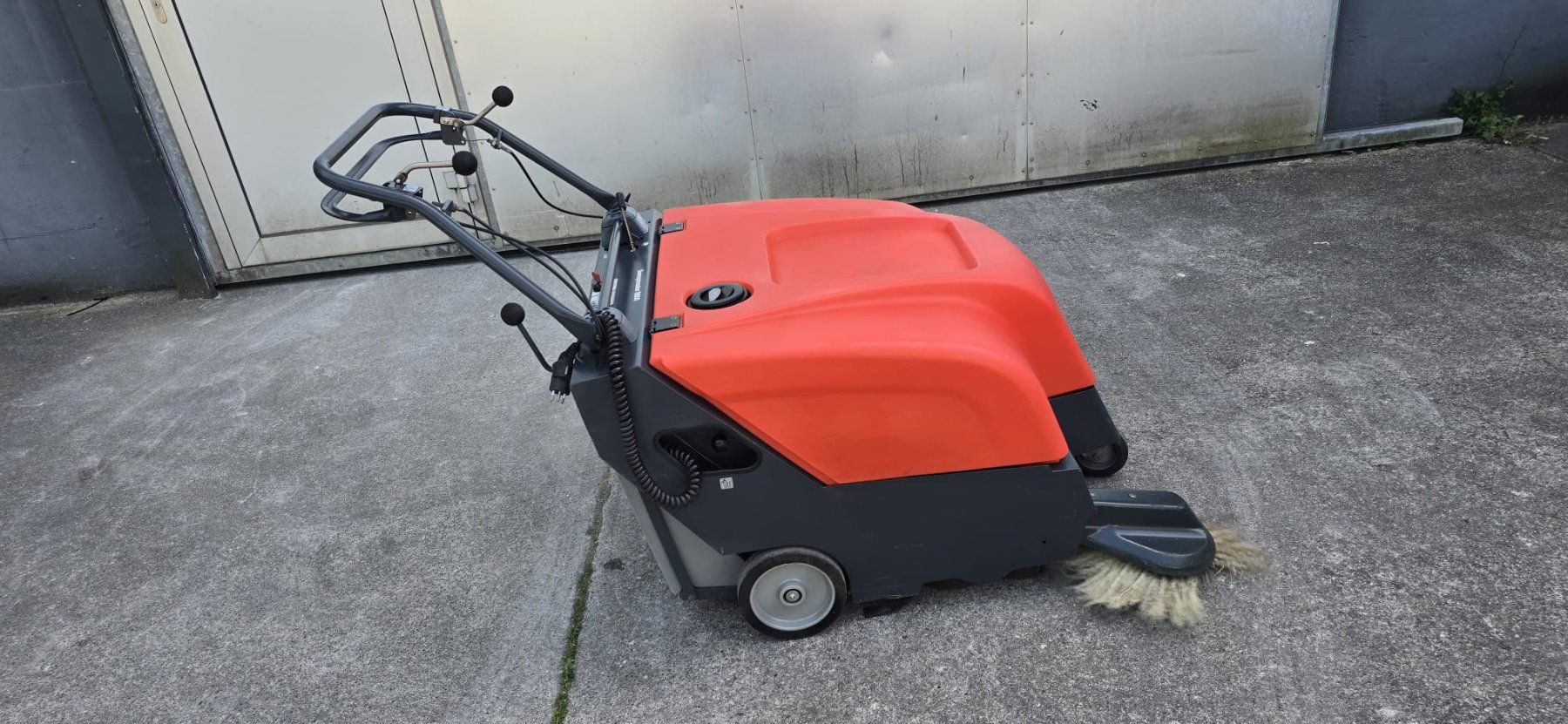 Hako Tutte le macchine: HAKO Kehrmaschine B800 – Usato da Rupperswil venduto da gartenswiss 5