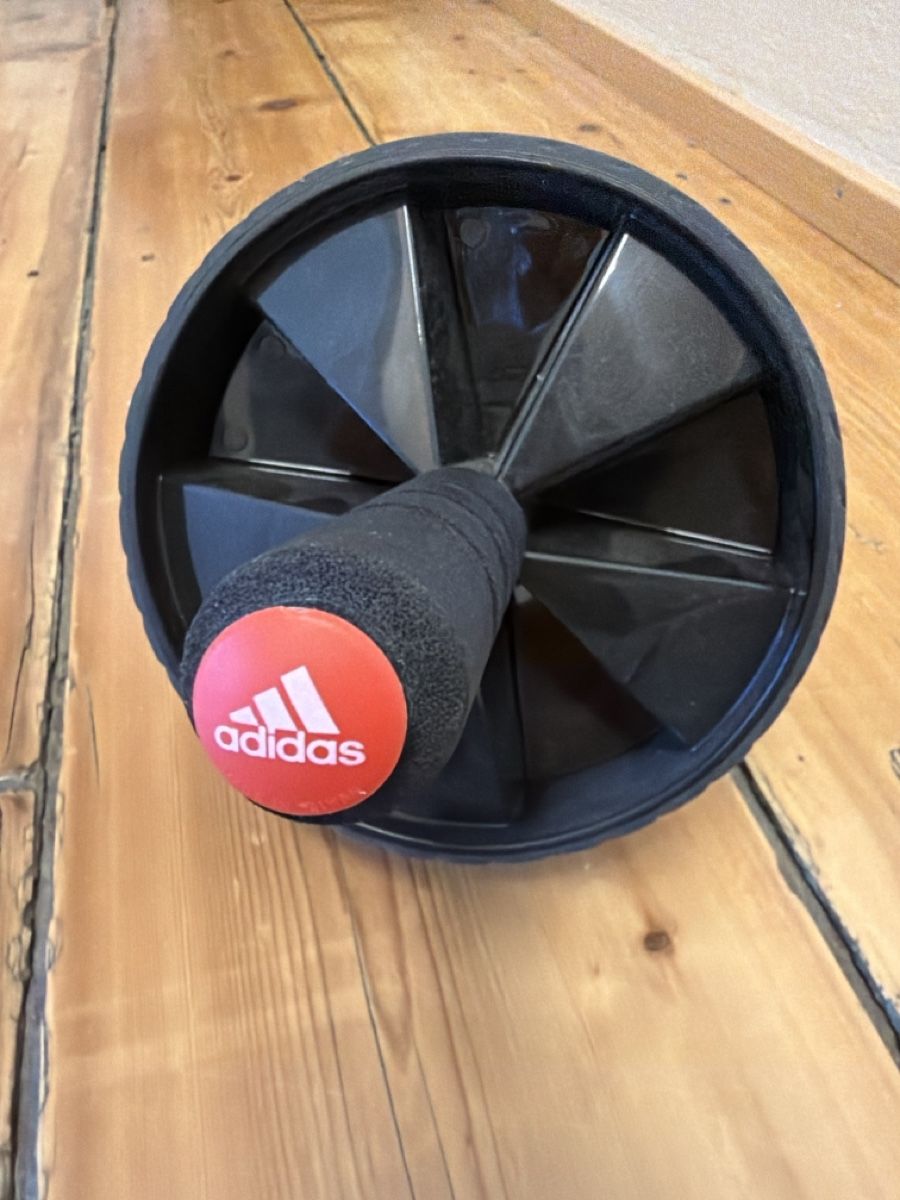 Adidas Hometrainer: Bauchtrainer Adidas Ab Wheel – Gebraucht aus Zürich von osw_82xn 1