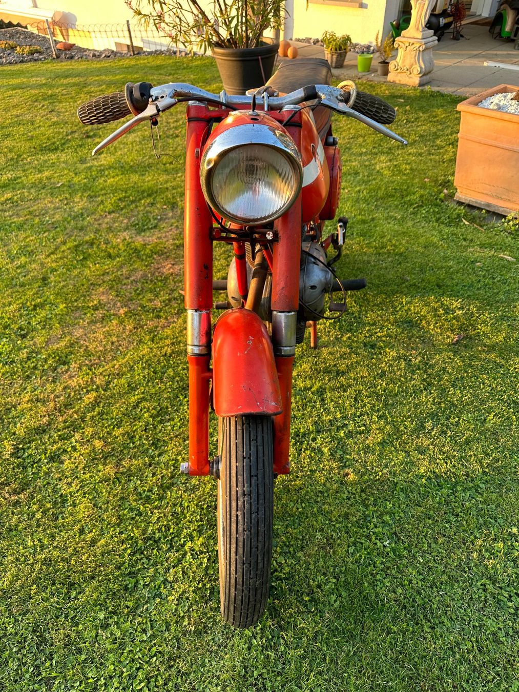 Gilera Strada: Gilera Giubileo 175 Sport, Scheunenfund, Oldtimer, Veteran – Usato da Speicherschwendi venduto da Supersport 4