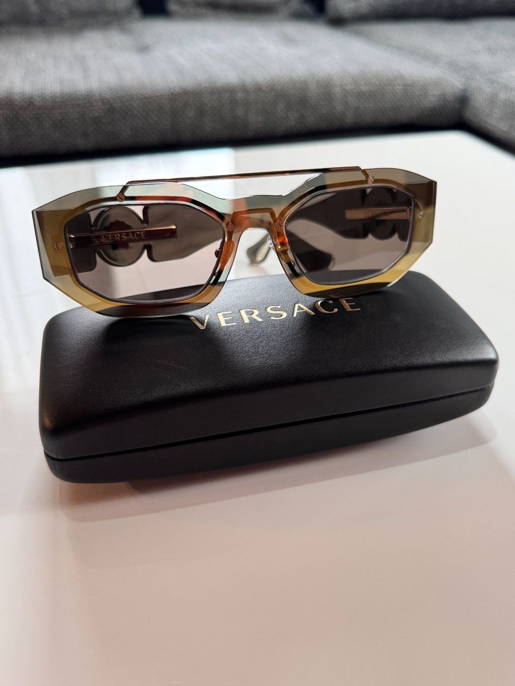 Versace Occhiali & Lenti: Sonnenbrille VERSACE VE2235 – Usato da Auw venduto da Neo_z2rq 3
