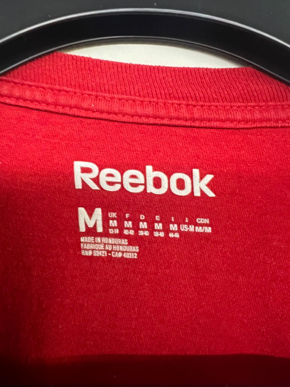 Reebok T-shirt: T-Shirt REEBOK – Usato da Zürich venduto da pamleano 1