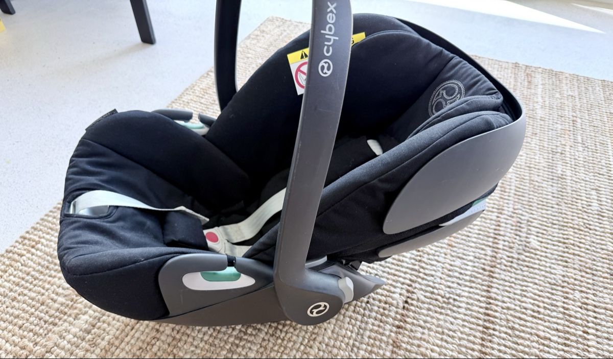 Cybex Seggiolini per auto: Cybex Cloud Z2 i-Size PLUS Babyschale (Deep Black) – Usato da Dübendorf venduto da wave1art 6