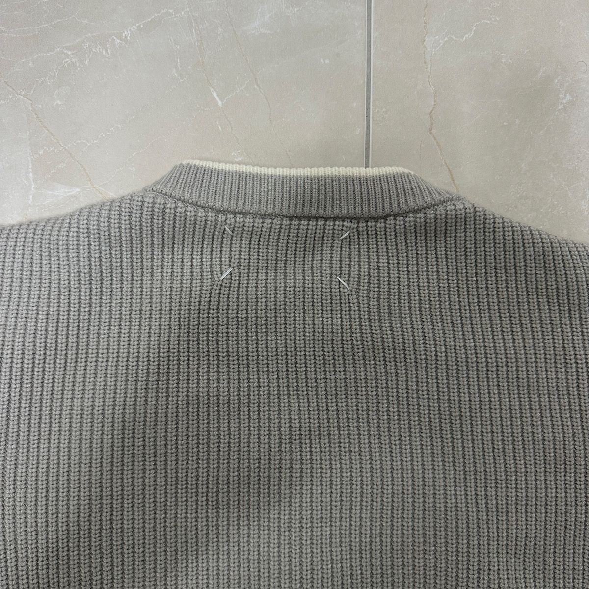 Maison Margiela Pullover & Sweatshirts: Maison Margiela Pullover Grösse L – Gebraucht aus Frenkendorf von a_1999 1