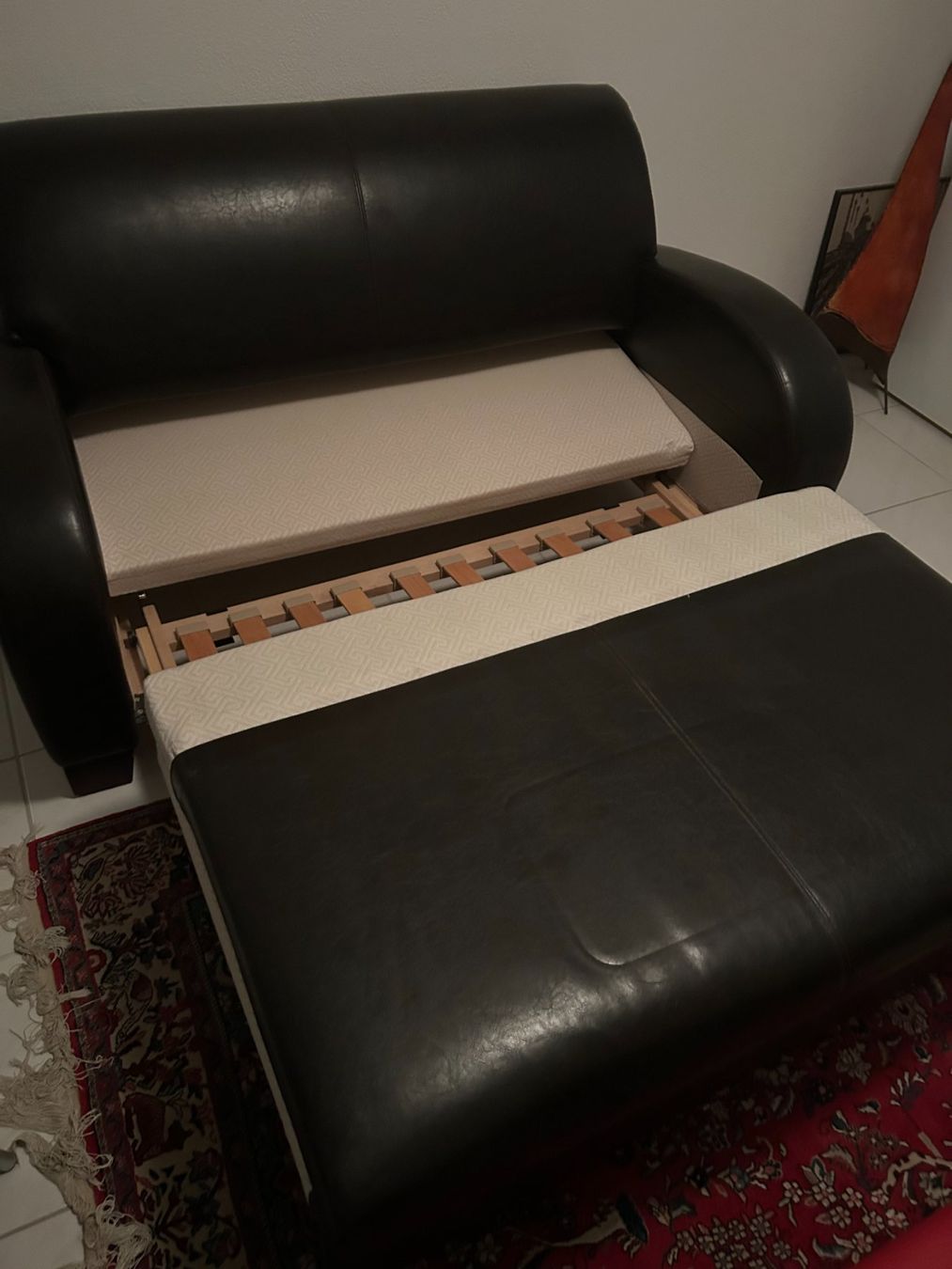 Sofas: Schlafsofa Kunstleder – Neu (gemäss Beschreibung) aus Unterengstringen von eye4win 1