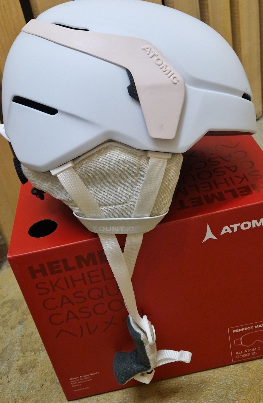 Atomic Caschi: Casque de ski Atomic - enfant taille S – Nuovo (secondo la descrizione) da Genève venduto da keenan121 1