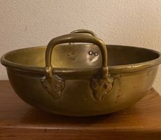 Cache pot / Jardinière / Bassine en laiton