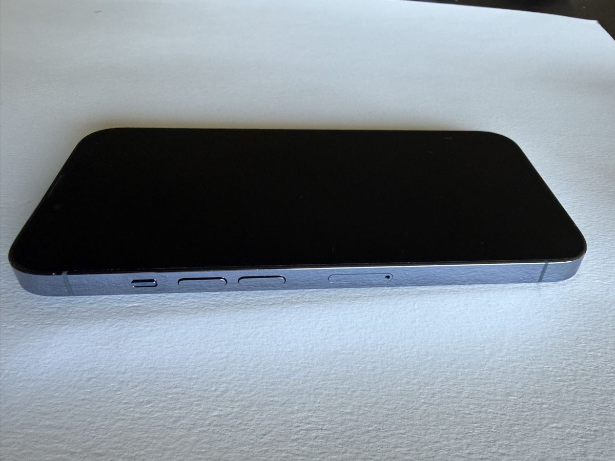 Apple Handys / Smartphones: Apple iPhone 13 Pro hellblau gebraucht im Originalkarton – Gebraucht aus Sementina von Thecure1 2