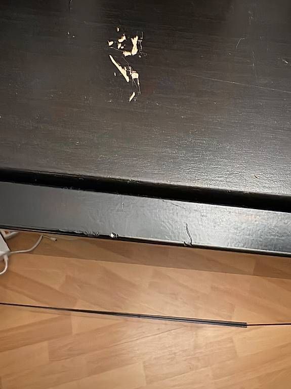 Vitrines: Zwei IKEA-Vitrinenschränke  einzeln oder als Set – D'occasion à Wittenbach par gus_f92x 3