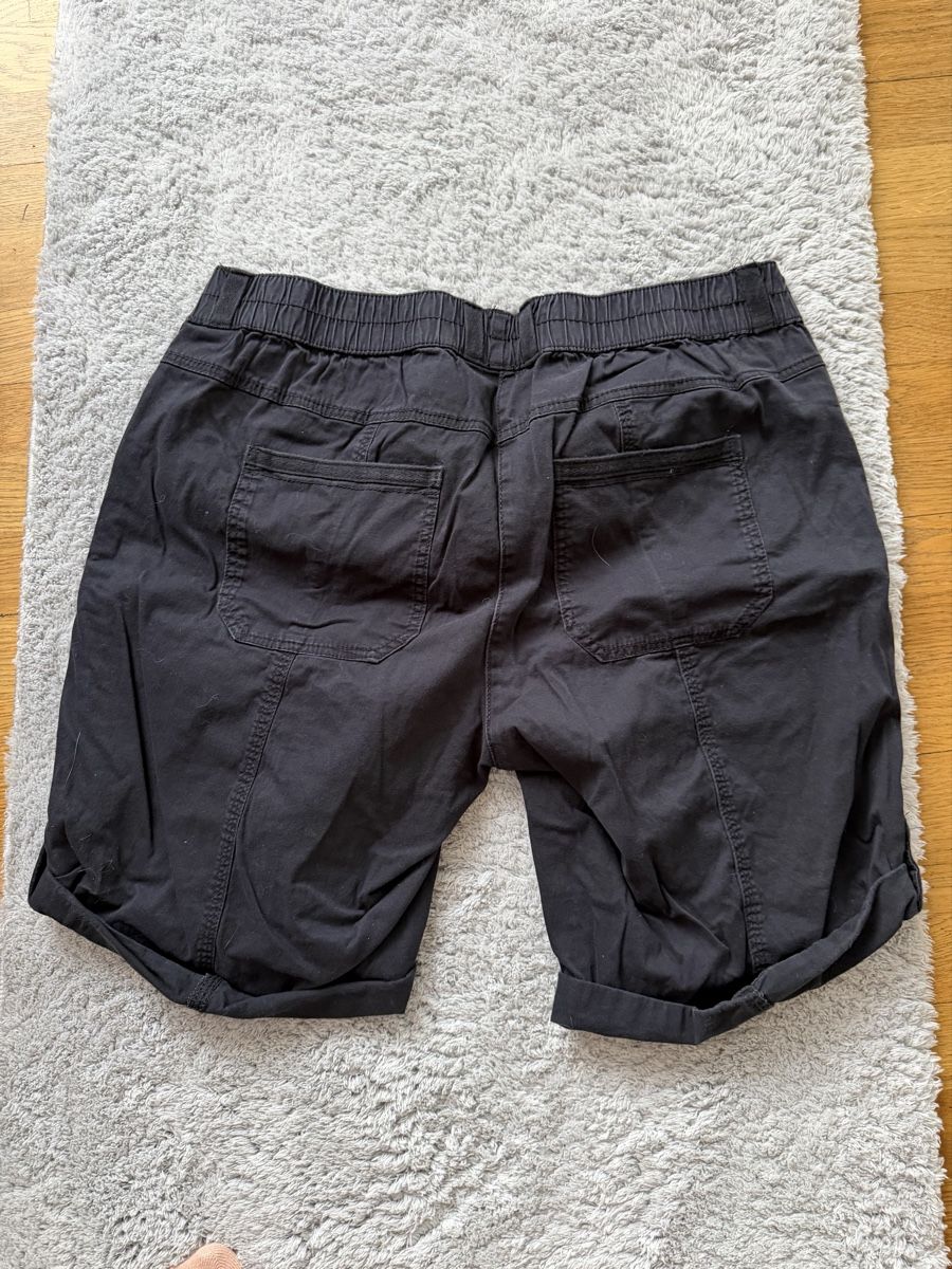 Pantaloni: Maxiblue Sommer-Shorts, Grösse 46! – Usato da Mosnang venduto da Dojajolele 2