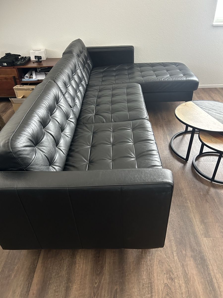 Ikea Divani: Ecksofa Leder schwarz – Usato da Bern venduto da dom_zfq8 1