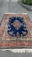 Grosser Orientteppich mit Blumenmuster